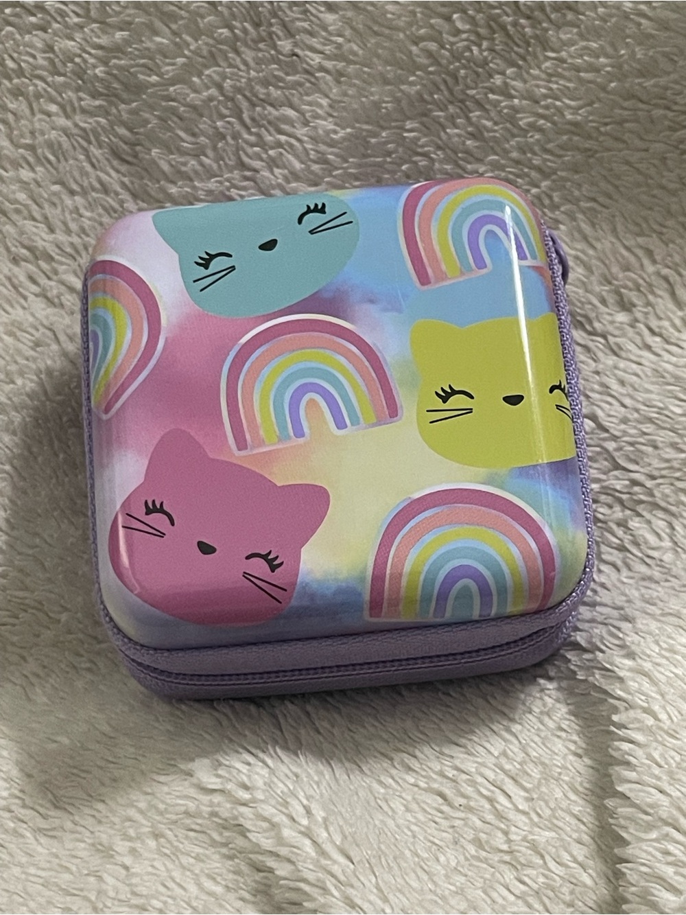 Claire’s Cat and Rainbow Makeup Set